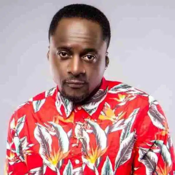 Policemen Beat Up Alaafin Of Oyo’s Son, Tilaman To Stupor (See Photos)